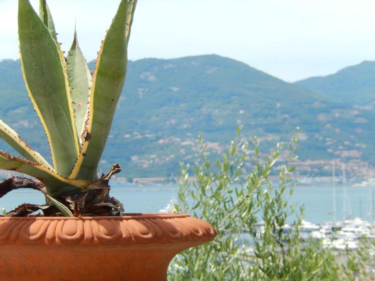 Appartamento Le Agavi Del Golfo *